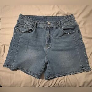 M1049 -SHEIN Curve, Jean shorts, 2XL